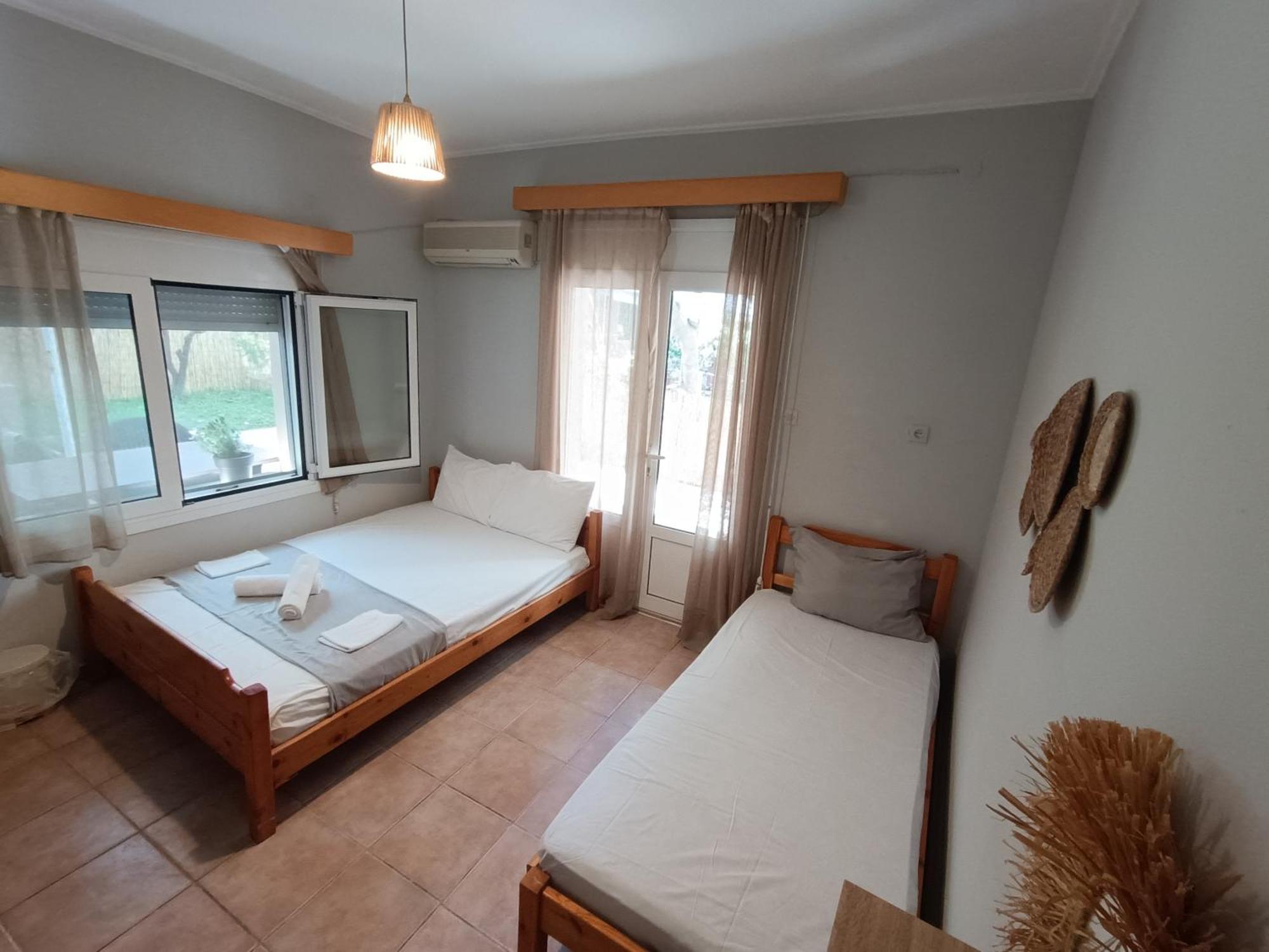 Salvino Rooms Paralía 외부 사진